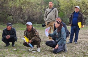 Die Trainings fanden im Zarafshan Nationalpark in Usbekistan und im Zarafshan Zakaznik in Tadschikistan statt und umfassten theoretische und praktische Teile. © M. Mitropolskiy